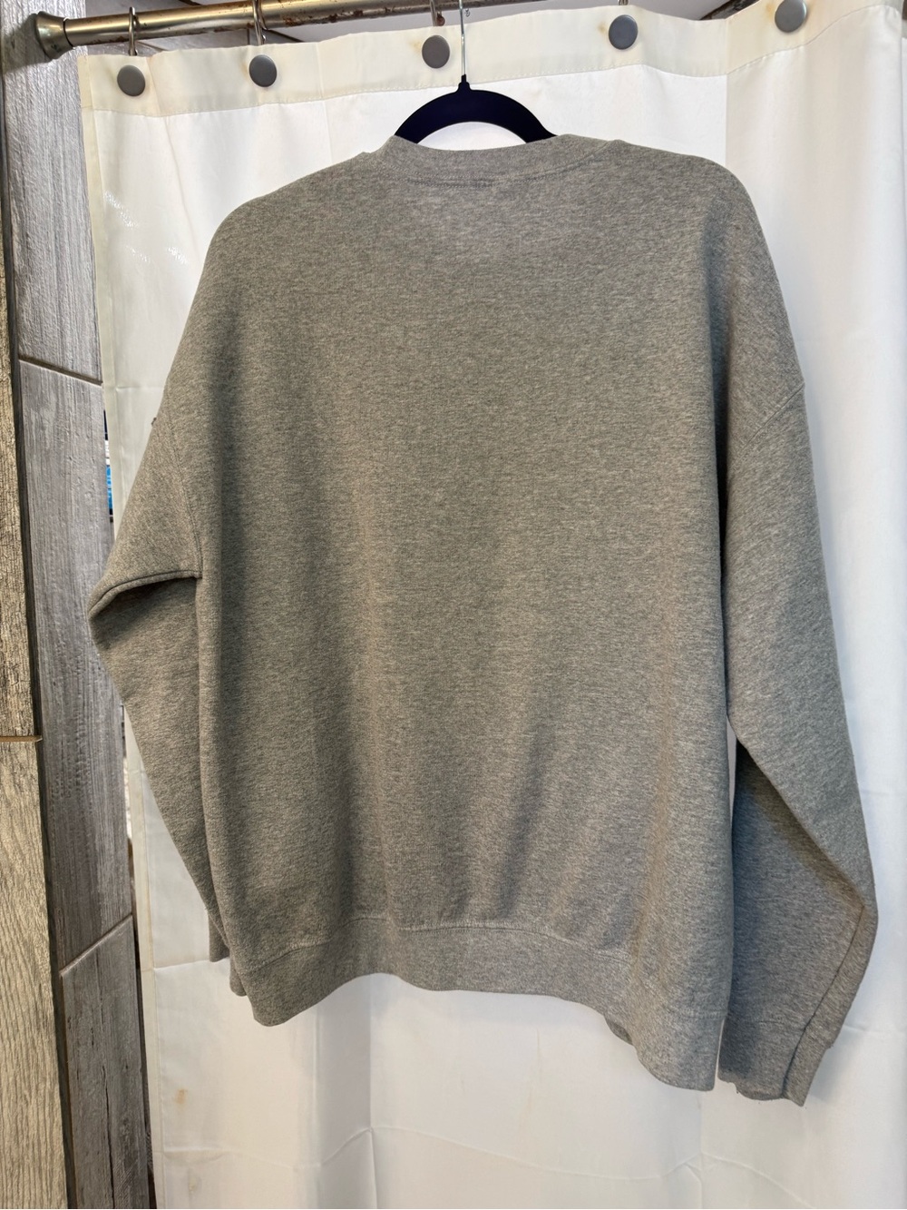 Gildan Grey Sweatshirt with Ghost Cat Embroidery - Picture 4 of 7